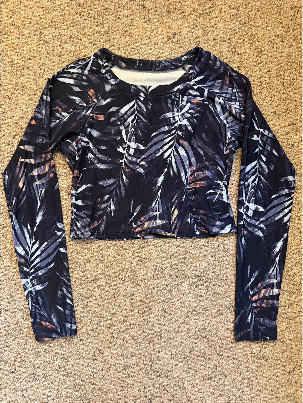 Gap blue palms rash guard cropped long sleeve swim top